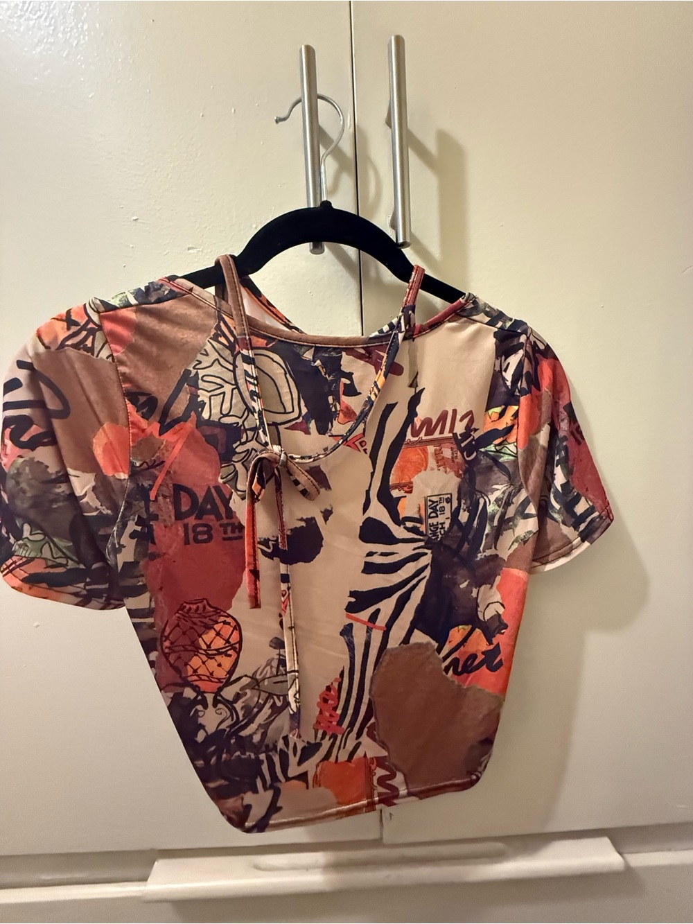 PrettyLittleThing Tee + Halter Style 😍 - Picture 9 of 9